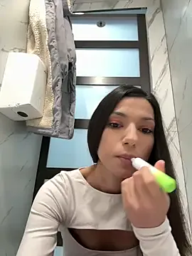 StripChat -_MiaQueen_- is Freechat -_MiaQueen_- — Finger pussy unlock door