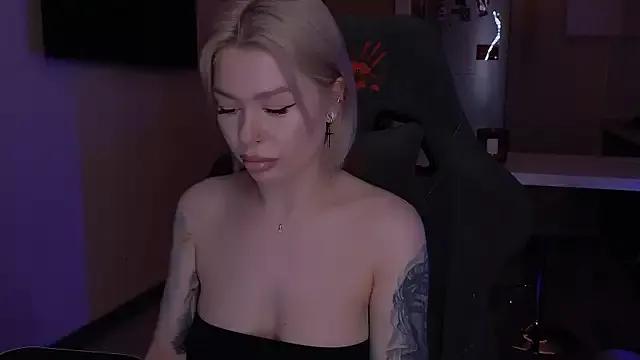 Sasha_Mason